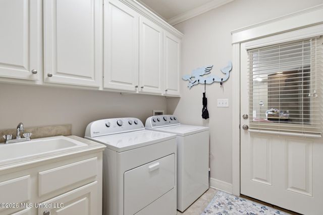 136 Saint Annes Drive, Hattiesburg, MS 39401