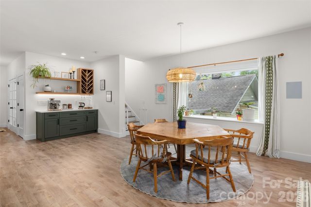 159 Wellington Street, Asheville, NC 28806
