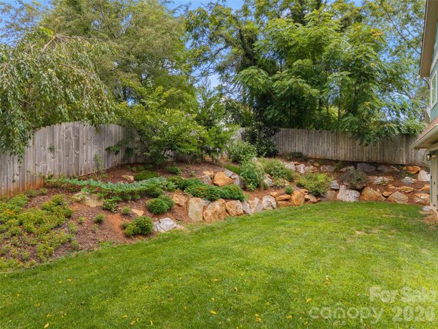 159 Wellington Street, Asheville, NC 28806