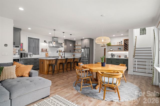 159 Wellington Street, Asheville, NC 28806