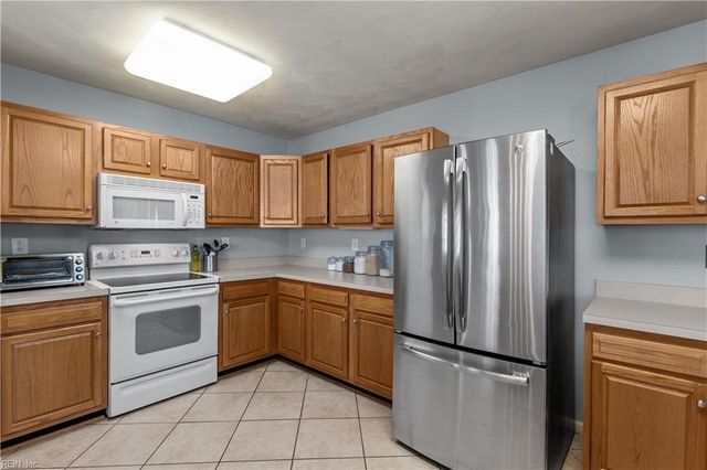 3916 Sutter ST, Virginia Beach, VA 23462
