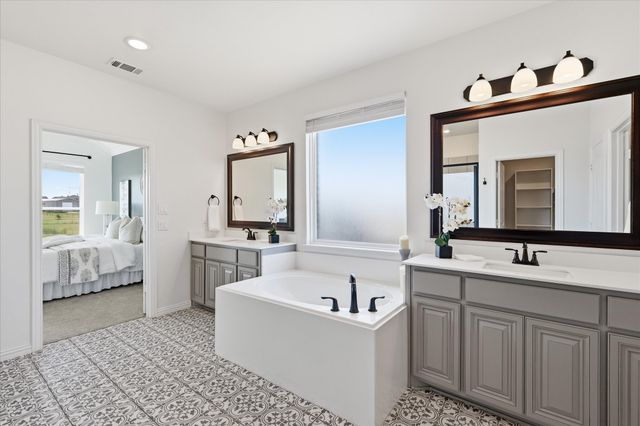 13408 Summer Moon Trail, Ponder, TX 76259