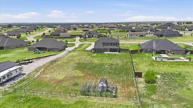 13408 Summer Moon Trail, Ponder, TX 76259