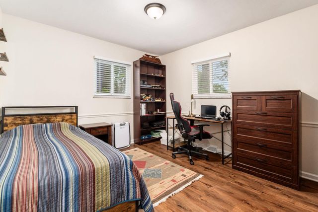 531 Deerwood Avenue E, Columbus, OH 43230