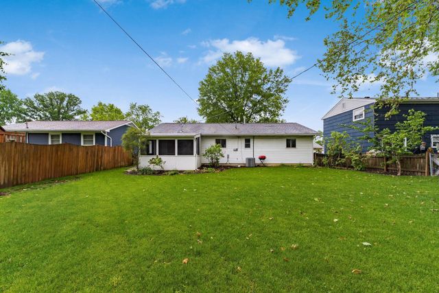 531 Deerwood Avenue E, Columbus, OH 43230
