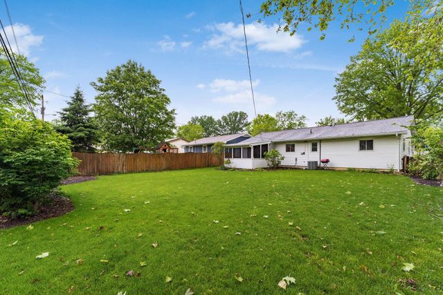 531 Deerwood Avenue E, Columbus, OH 43230