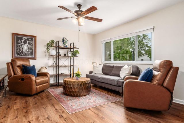 531 Deerwood Avenue E, Columbus, OH 43230