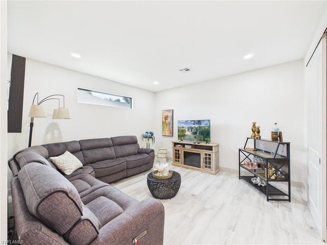 3415 SW 27th AVE, Cape Coral, FL 33914
