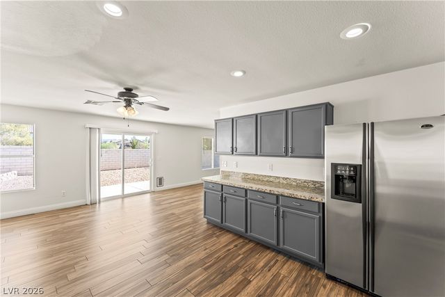 8708 Majestic Pine Avenue, Las Vegas, NV 89143