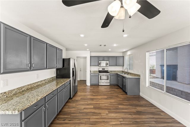 8708 Majestic Pine Avenue, Las Vegas, NV 89143