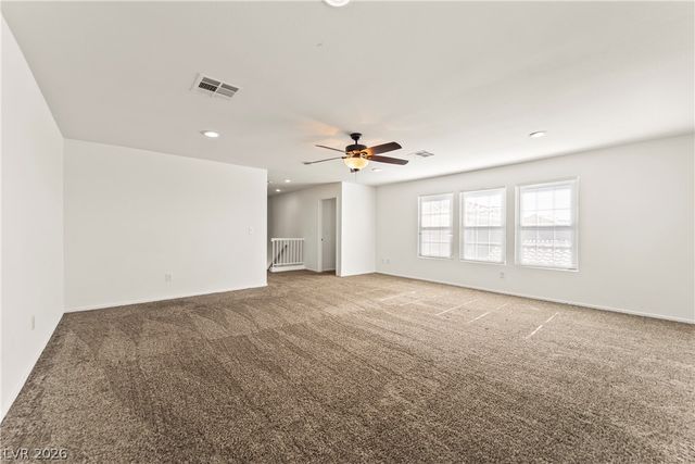 8708 Majestic Pine Avenue, Las Vegas, NV 89143