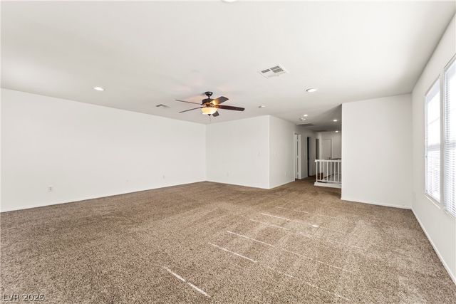 8708 Majestic Pine Avenue, Las Vegas, NV 89143
