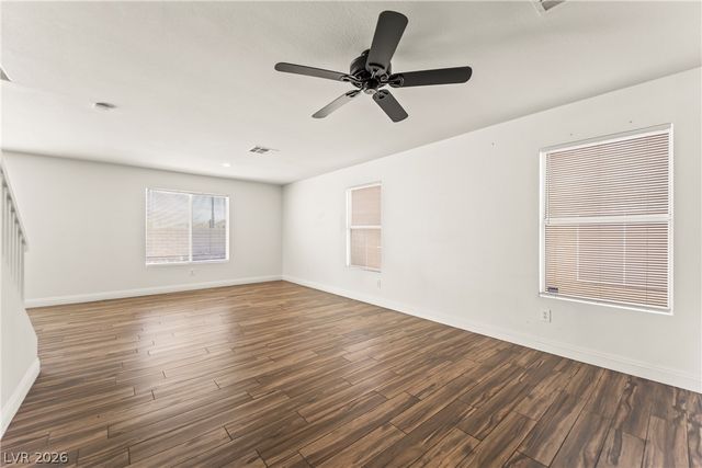 8708 Majestic Pine Avenue, Las Vegas, NV 89143