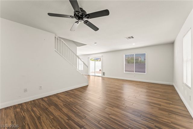 8708 Majestic Pine Avenue, Las Vegas, NV 89143