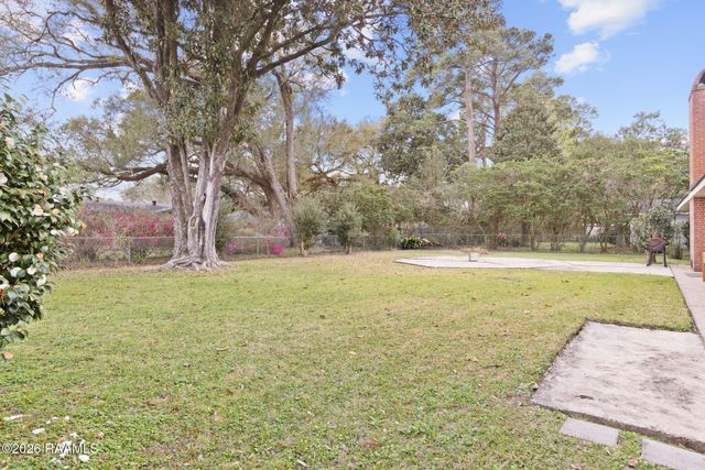 101 S Arlington Drive, Lafayette, LA 70503