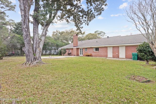 101 S Arlington Drive, Lafayette, LA 70503