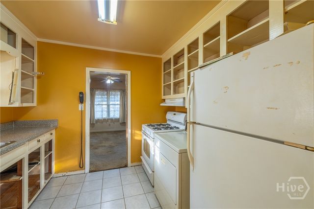 2121 E 58th Street, Savannah, GA 31404