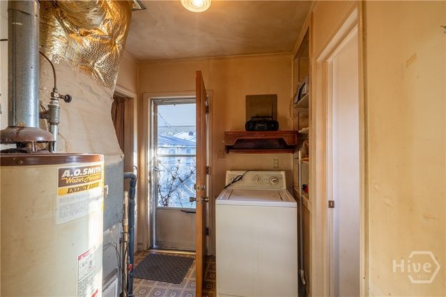 2121 E 58th Street, Savannah, GA 31404