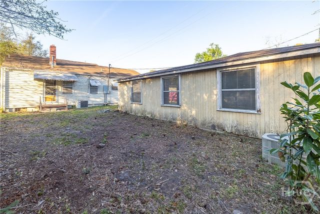 2121 E 58th Street, Savannah, GA 31404