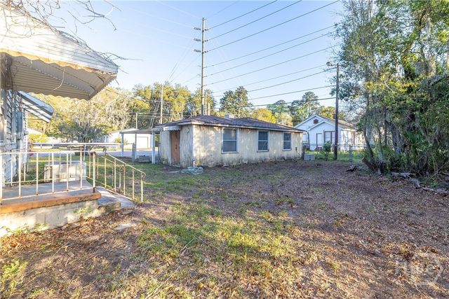 2121 E 58th Street, Savannah, GA 31404