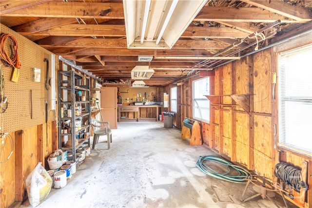 2121 E 58th Street, Savannah, GA 31404