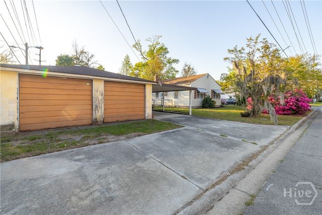 2121 E 58th Street, Savannah, GA 31404