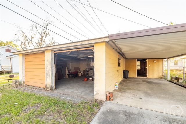 2121 E 58th Street, Savannah, GA 31404