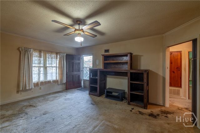 2121 E 58th Street, Savannah, GA 31404