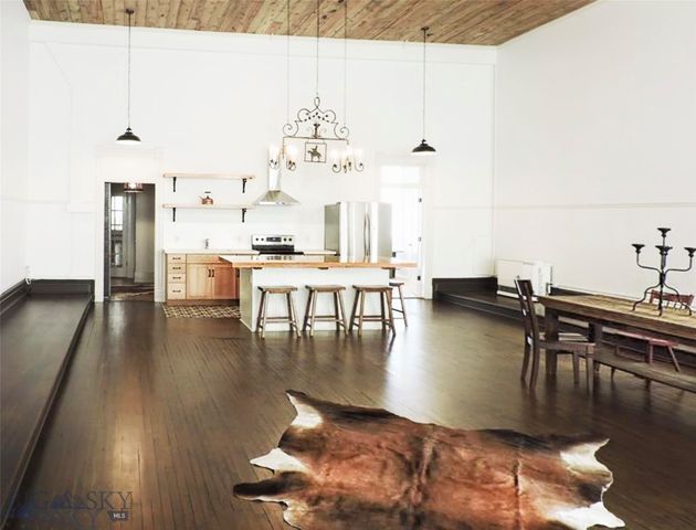 35 E Bannack Street, Dillon, MT 59725