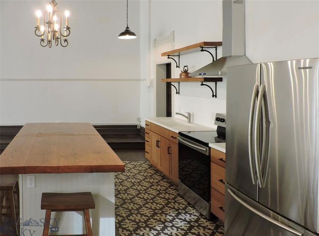 35 E Bannack Street, Dillon, MT 59725