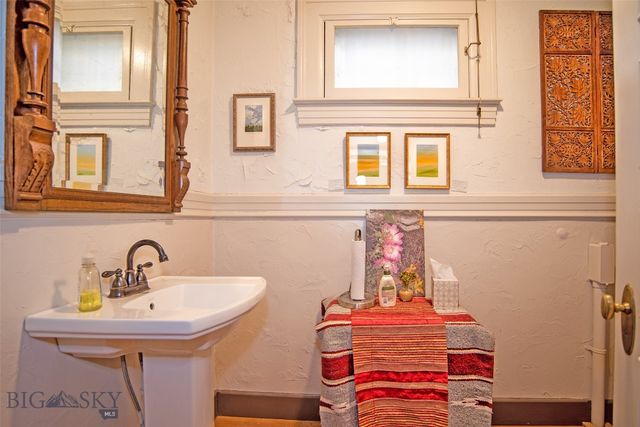 35 E Bannack Street, Dillon, MT 59725