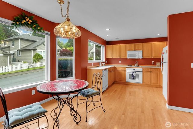 1441 NW 202nd Lane, Shoreline, WA 98177