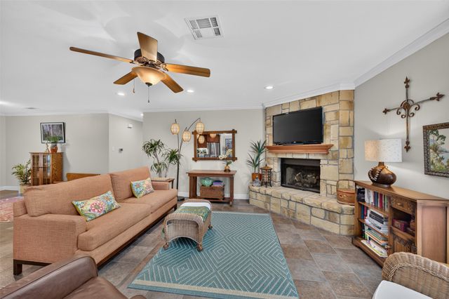 7500 Charlya Drive, Athens, TX 75752