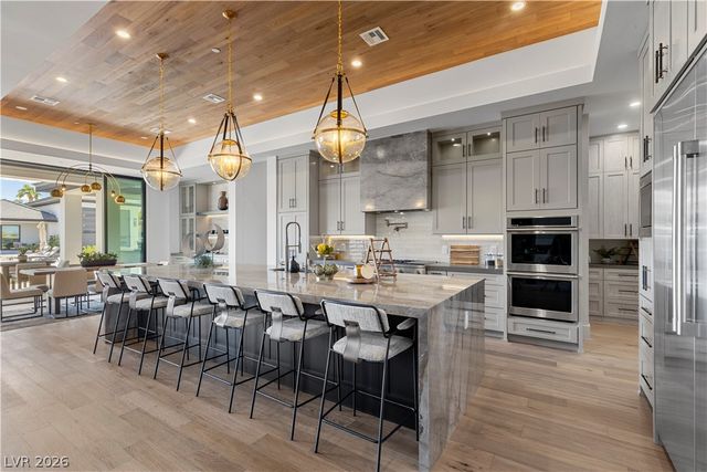 641 Patti Ann Woods Drive, Henderson, NV 89002