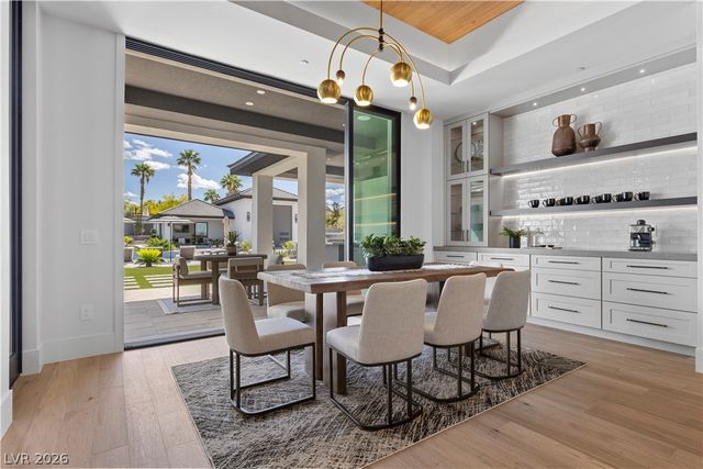 641 Patti Ann Woods Drive, Henderson, NV 89002