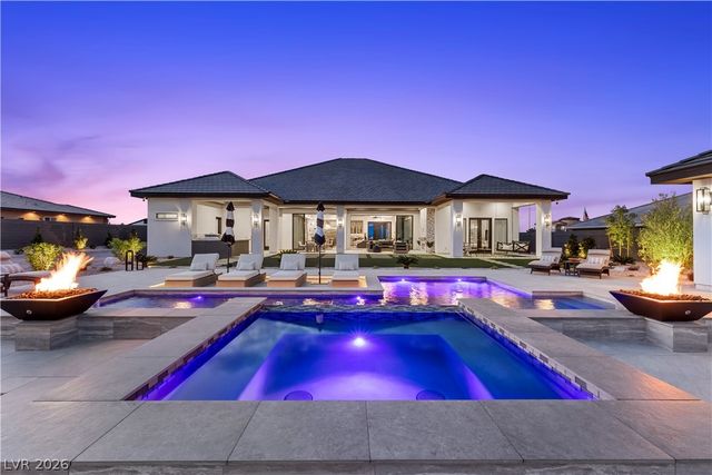 641 Patti Ann Woods Drive, Henderson, NV 89002