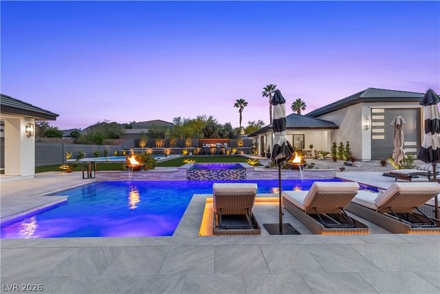 641 Patti Ann Woods Drive, Henderson, NV 89002