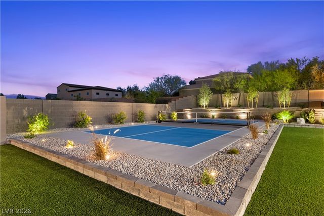 641 Patti Ann Woods Drive, Henderson, NV 89002