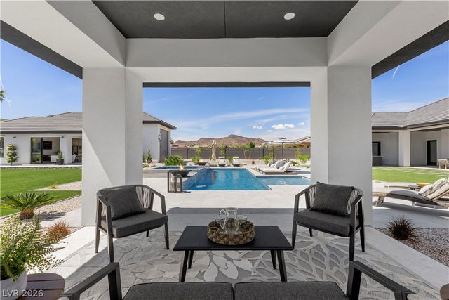 641 Patti Ann Woods Drive, Henderson, NV 89002