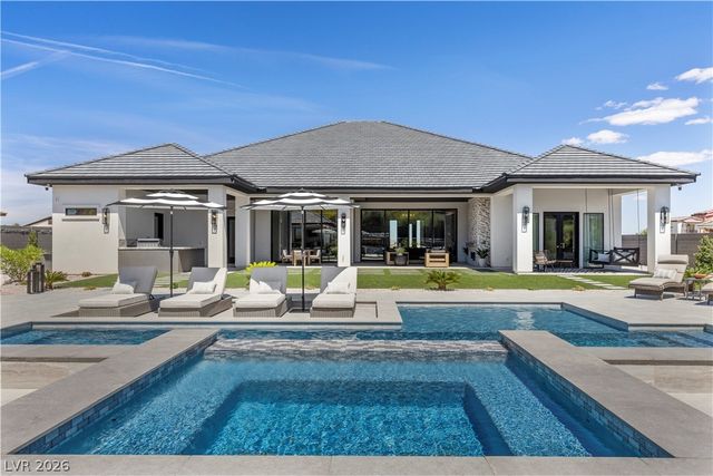 641 Patti Ann Woods Drive, Henderson, NV 89002