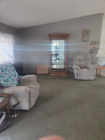 427 E 5th Ave, Deer Park, WA 99006