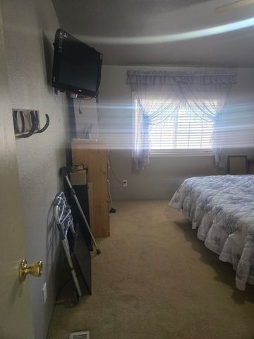 427 E 5th Ave, Deer Park, WA 99006