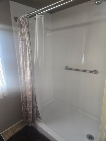 427 E 5th Ave, Deer Park, WA 99006