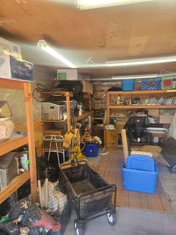 427 E 5th Ave, Deer Park, WA 99006