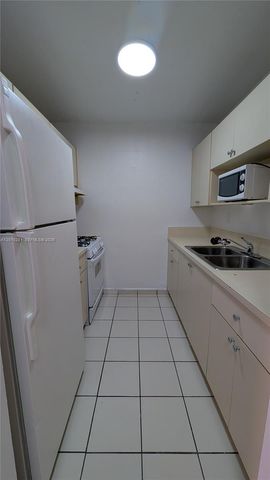 4655 Palm Avenue 124, Hialeah, FL 33012