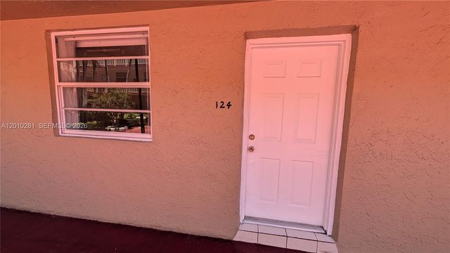 4655 Palm Avenue 124, Hialeah, FL 33012