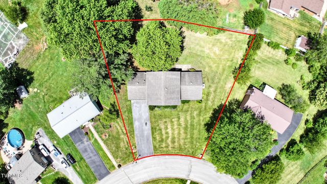 1511 Valiant Drive, Greeneville, TN 37745