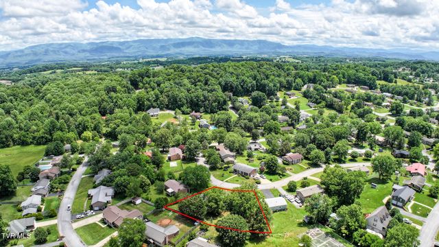 1511 Valiant Drive, Greeneville, TN 37745