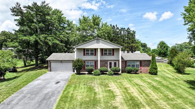 1511 Valiant Drive, Greeneville, TN 37745