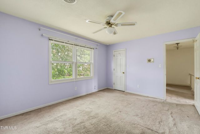 1511 Valiant Drive, Greeneville, TN 37745